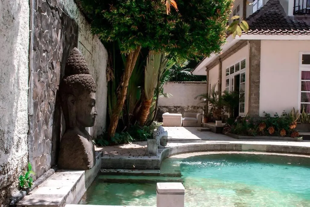 2 Bed Villa With Pool, Big Garden, Central Seminyak Indonesia