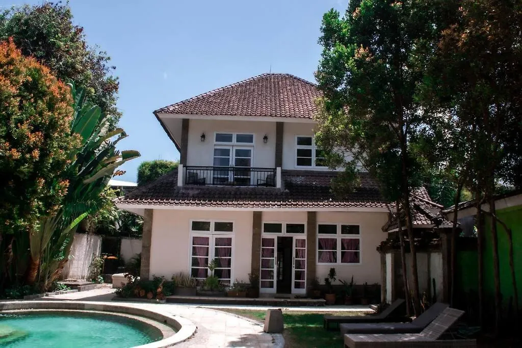 2 Bed Villa With Pool, Big Garden, Central Seminyak Indonesia